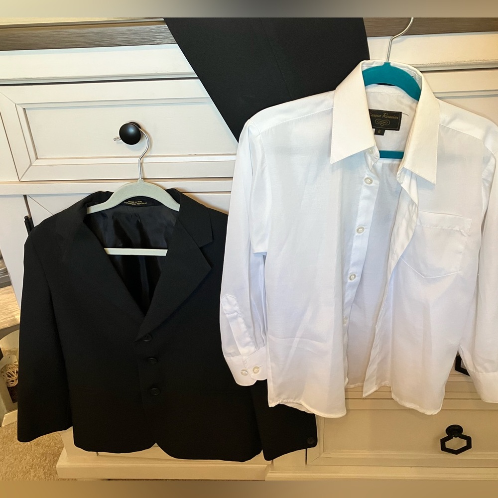 Kids suit set